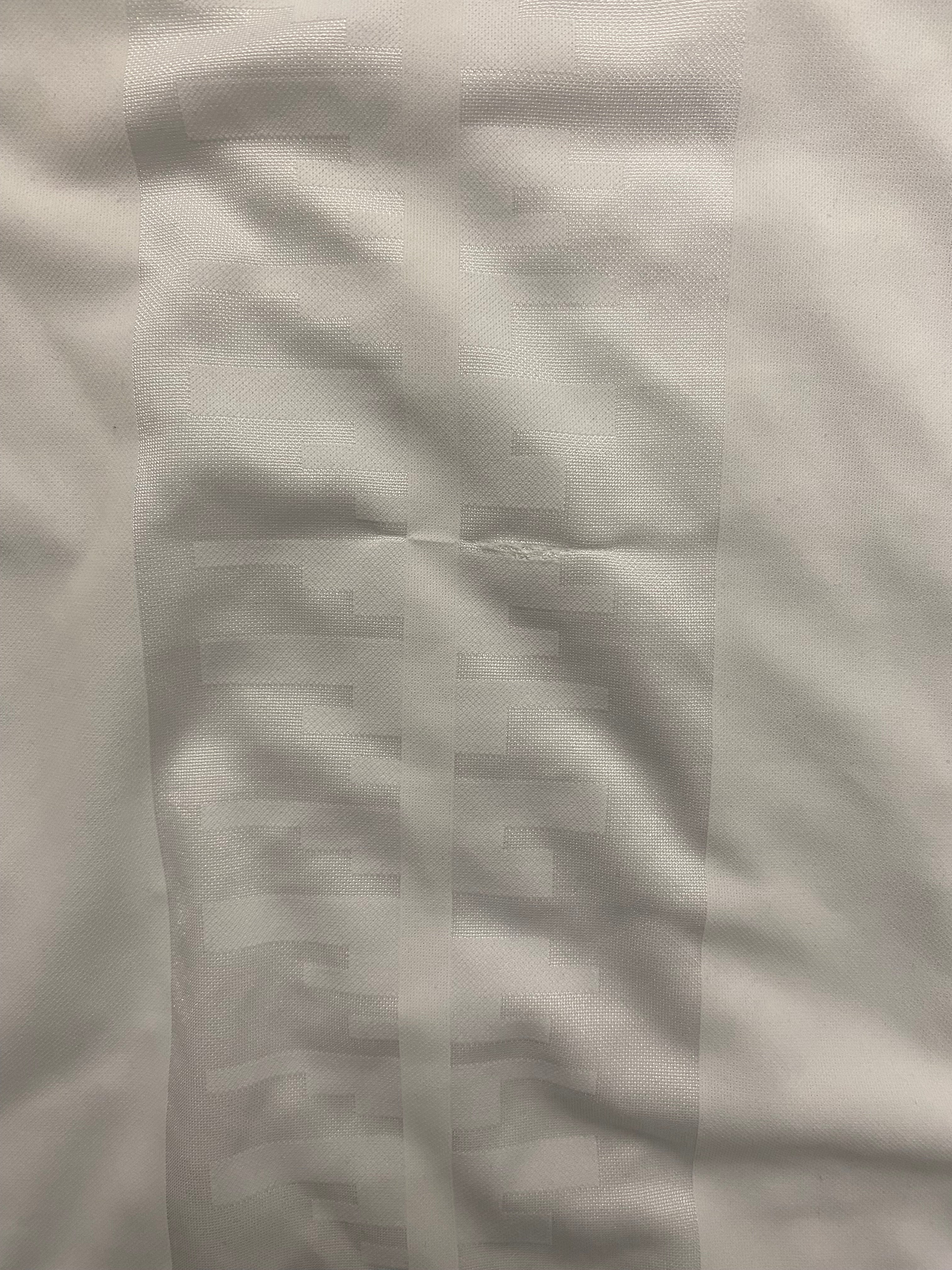 adidas DFB Deutschland Trikot Home EM 2016 M - Naht in der Mitte leicht gezogen