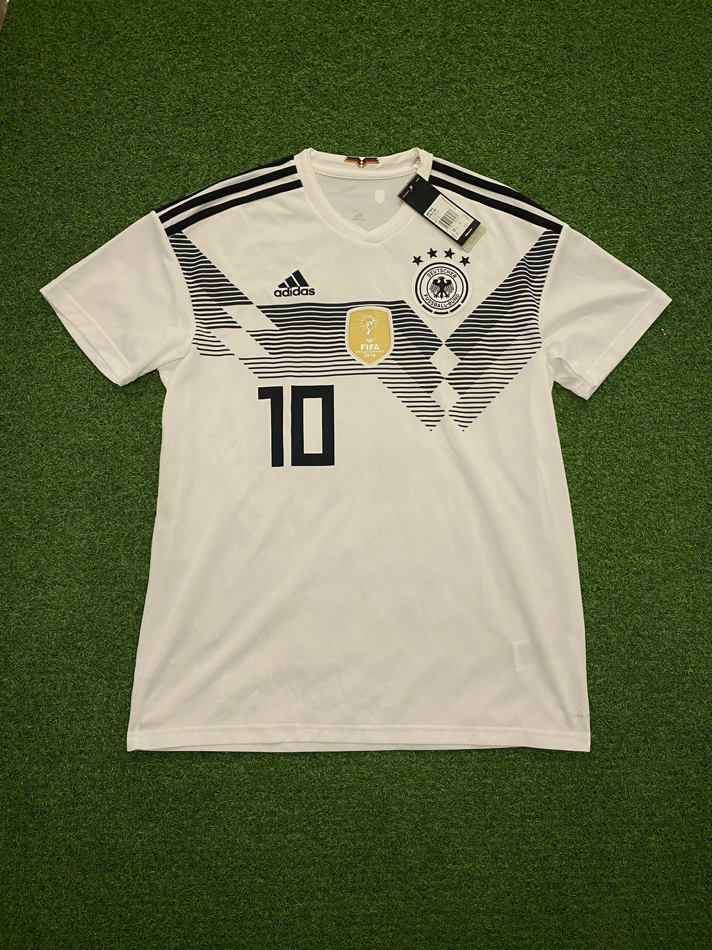 adidas DFB Deutschland Trikot Home Herren WM 2018 L - ÖZIL 10 - Flock schief