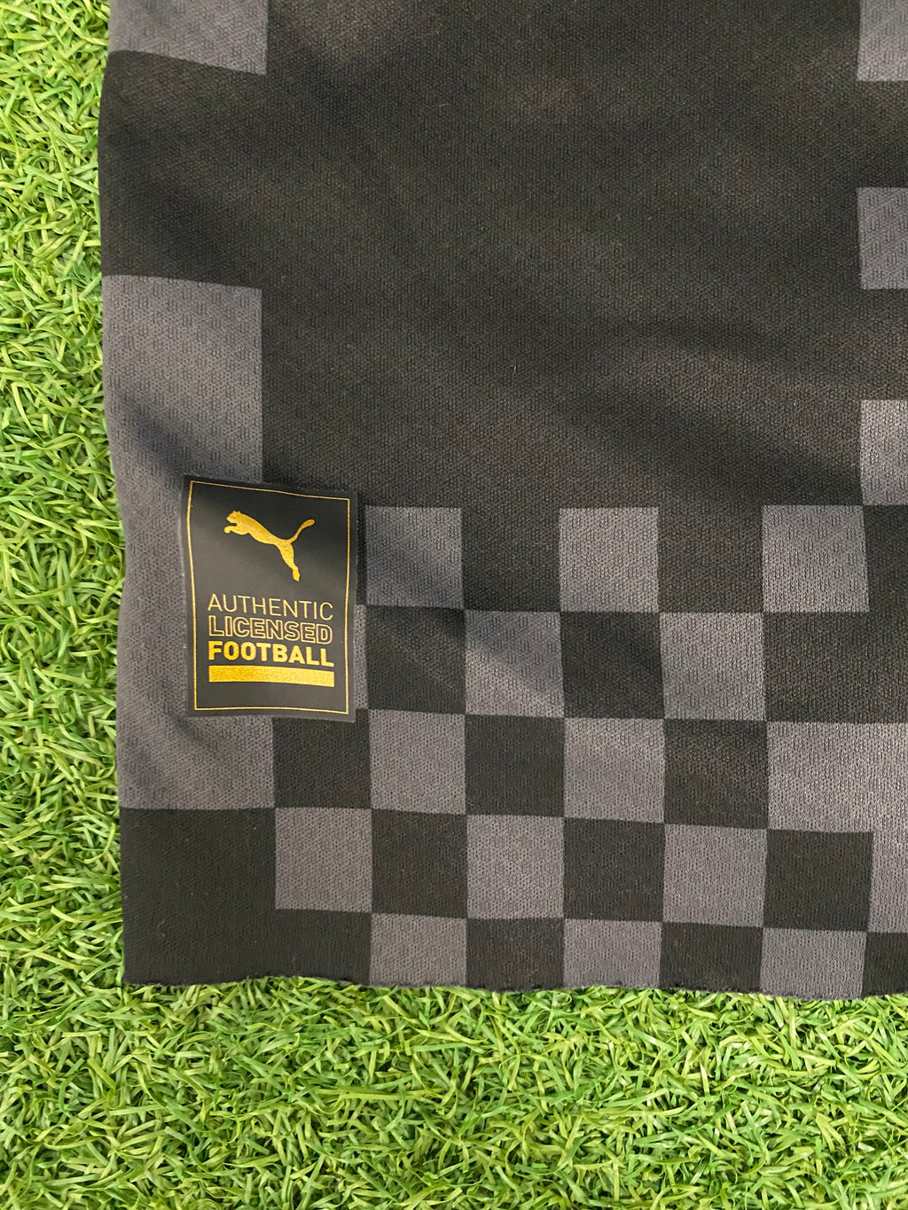 puma BVB BORUSSIA DORTMUND Trikot Away Kinder 22/23 152 - ADEYEMI 27 - aufgegangene Naht am Saum