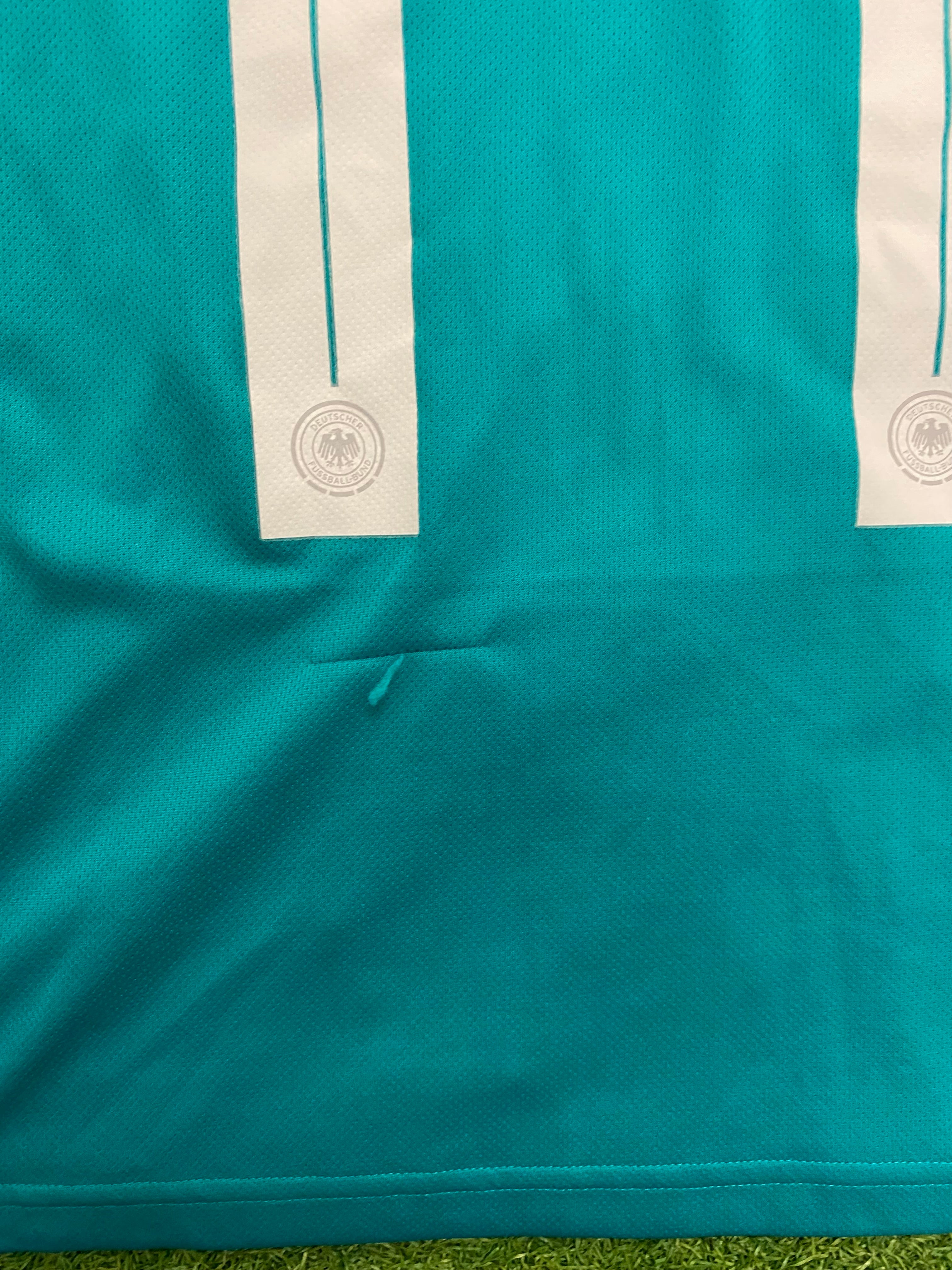 adidas DFB Deutschland Trikot Away 2018 164 - REUS 11 - Naht löst sich unter Flock