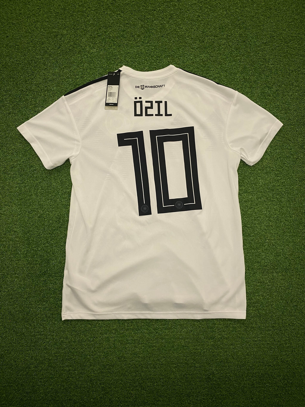 adidas DFB Deutschland Trikot Home Herren WM 2018 L - ÖZIL 10 - Flock schief