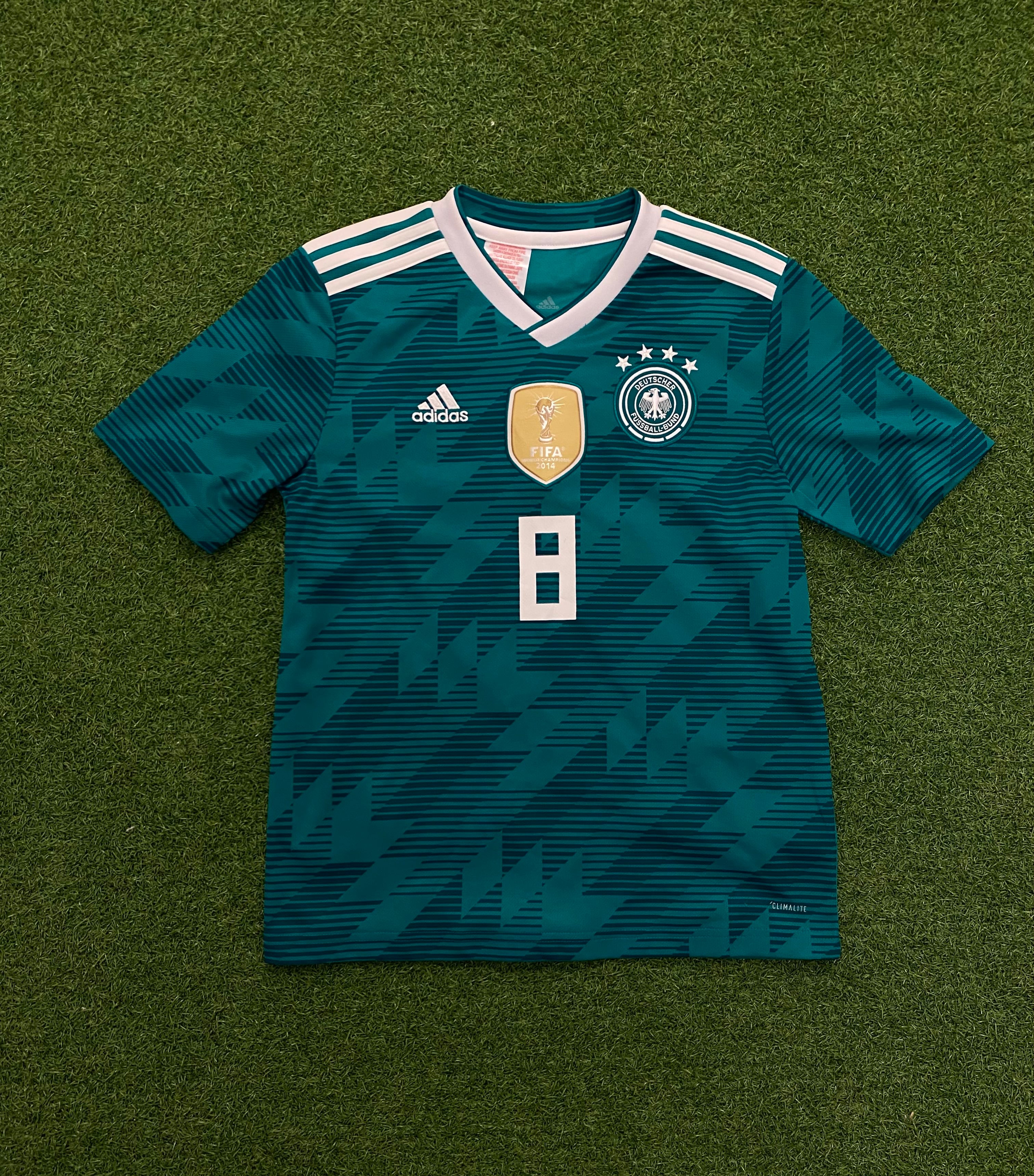 adidas DFB Deutschland Trikot Away 2018 152 - KROOS 8 - Naht löst sich unter dem Flock