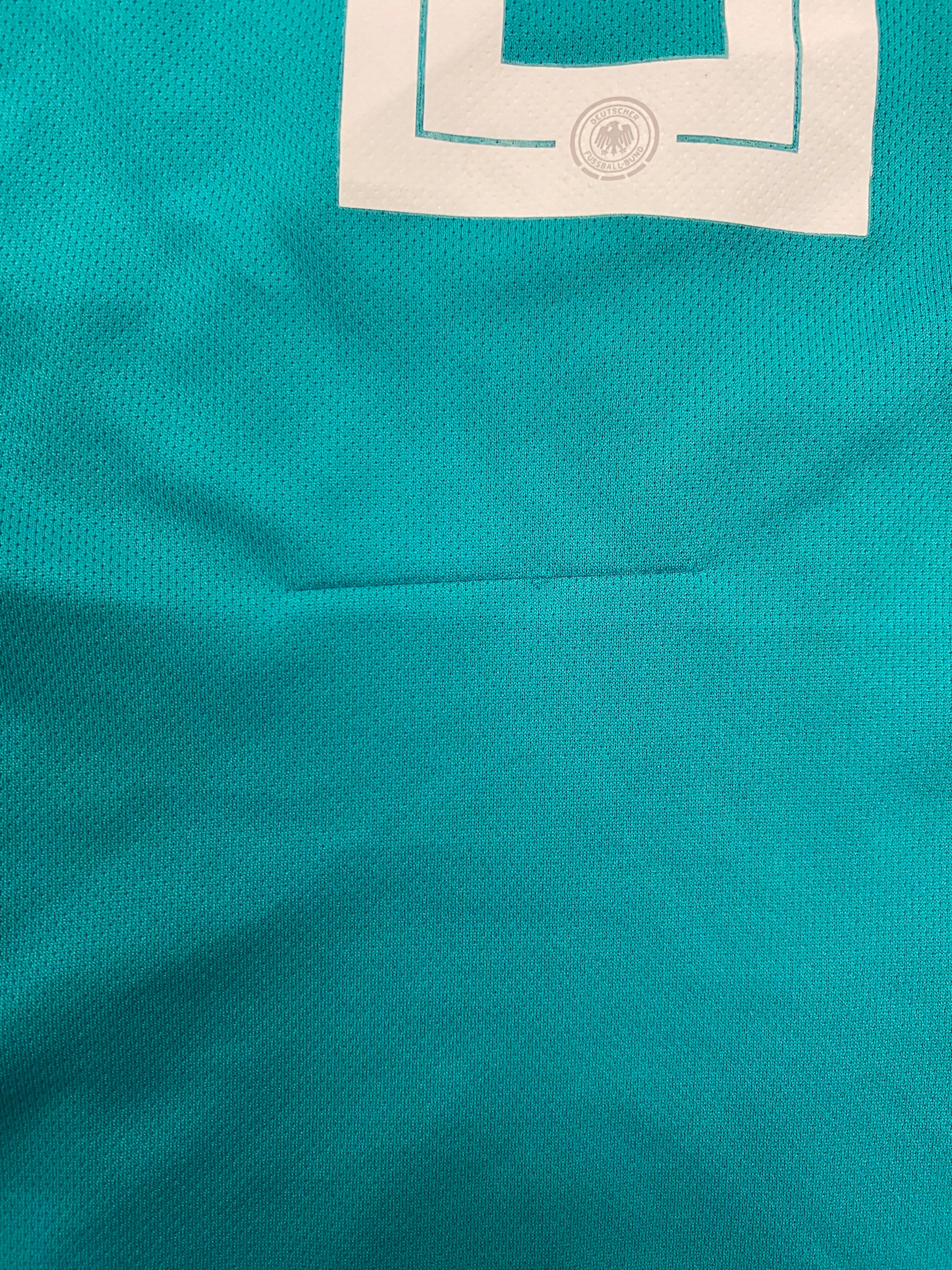 adidas DFB Deutschland Trikot Away 2018 152 - KROOS 8 - Naht löst sich unter dem Flock